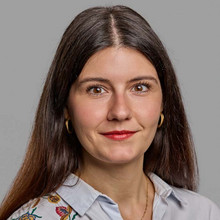 Dr. Bárbara Romero Ferrón